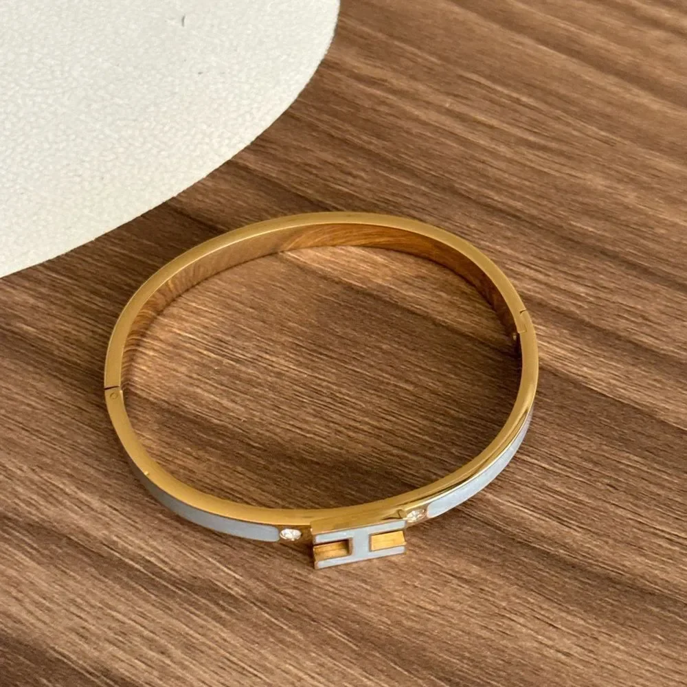 Blue enamel bangle Q753